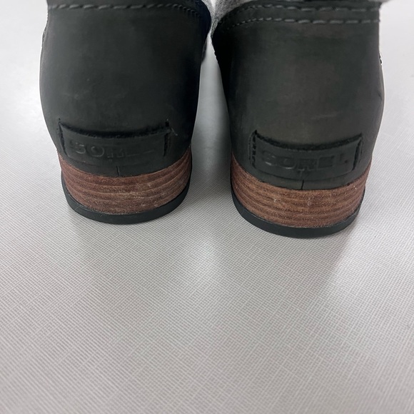 Sorel Black and Grey Major Carly Snow Boot - Picture 10 of 14